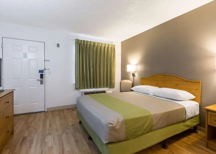 Hotel 6-tempe, Az 3*