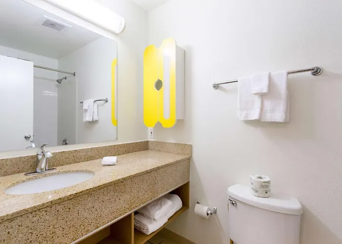 6-tempe, Az 3* Tempe