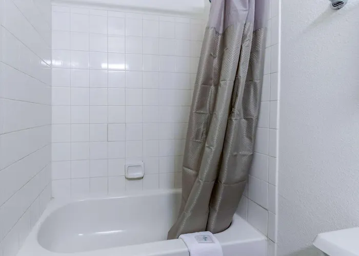 6-tempe, Az Hotel 3*