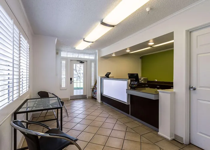 6-tempe, Az Hotel 3*